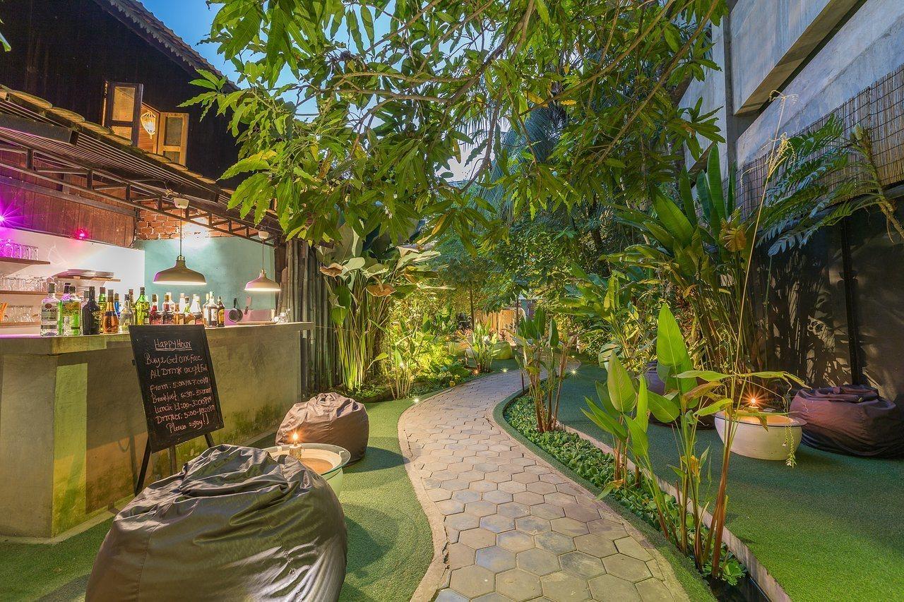 Ashia Hotel & Lounge Siem Reap Zewnętrze zdjęcie