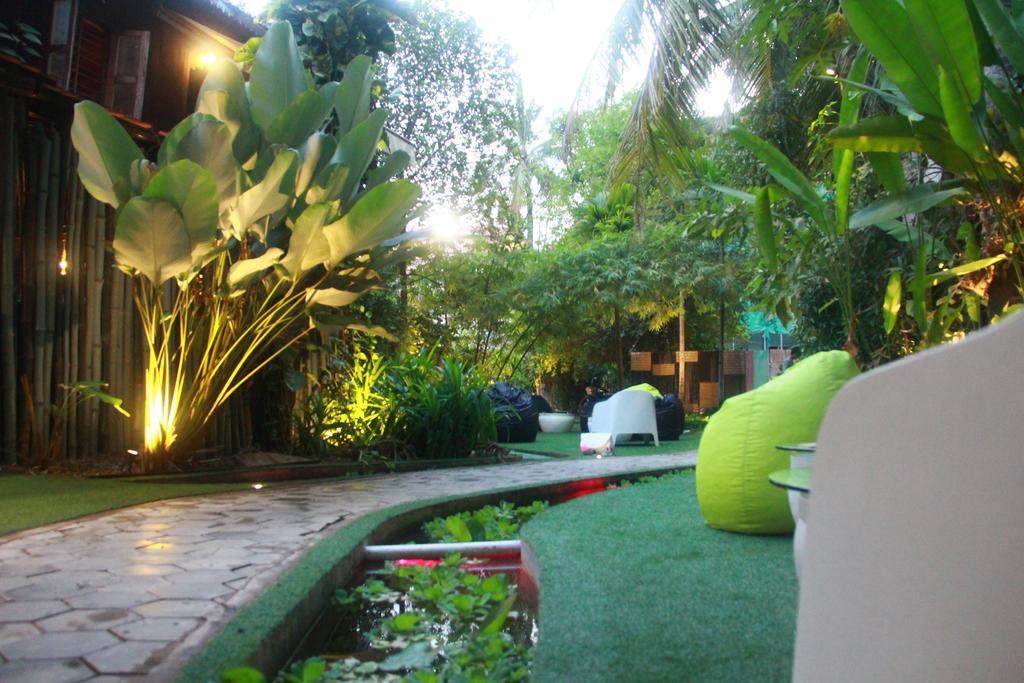 Ashia Hotel & Lounge Siem Reap Zewnętrze zdjęcie